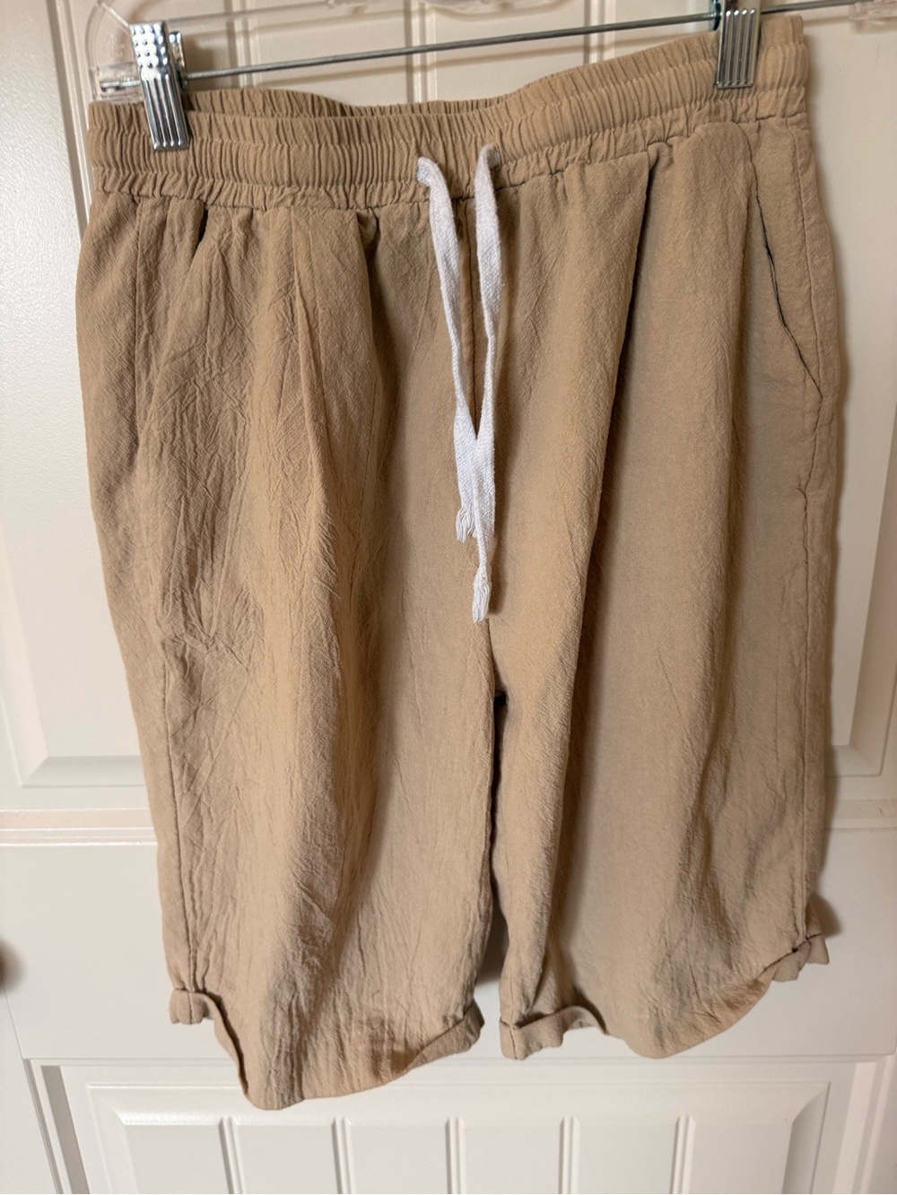 Women’s Casual Drawstring Shorts in Tan